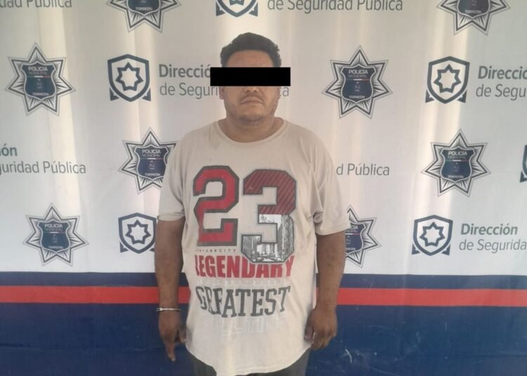 🚓 Policía de Torreón asegura a sujeto por amenazas en la colonia Vencedora