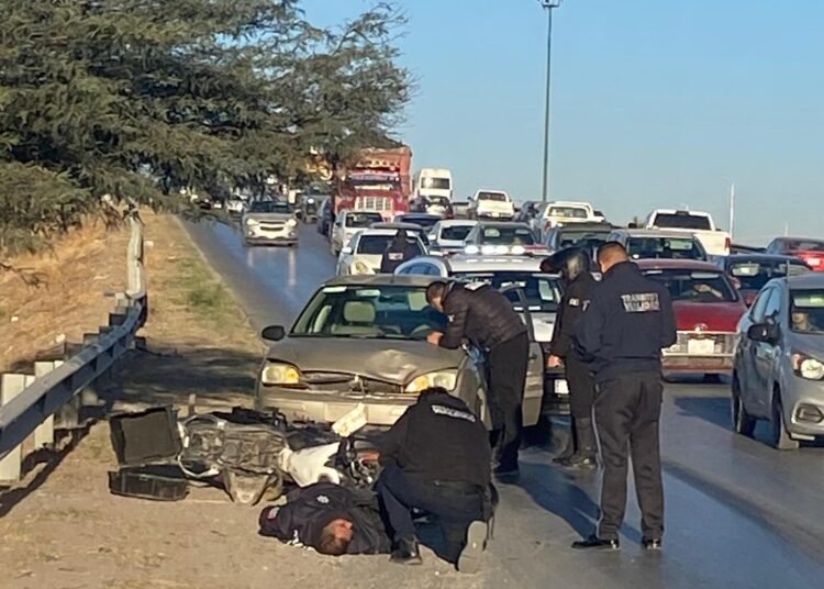 🔴 ATROPELLAN A AGENTE DE TRÁNSITO Y VIALIDAD EN TORREÓN