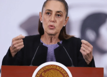 Sheinbaum rechaza acusaciones de injerencia política desde consulados en Estados Unidos.