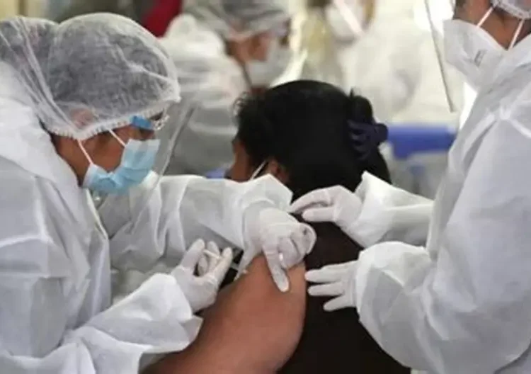 México enfrenta un fuerte repunte de sarampión que pone en alerta al sistema de salud.